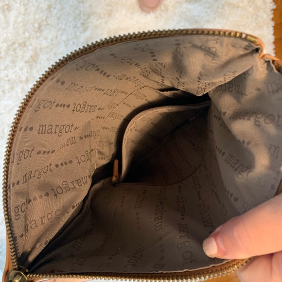 Leather Crossbody Purse - Picture 4 of 7